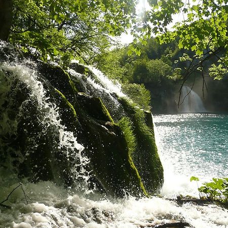 Plitvice Pansion Lovric Hotel Plitvicka Jezera Bagian luar foto
